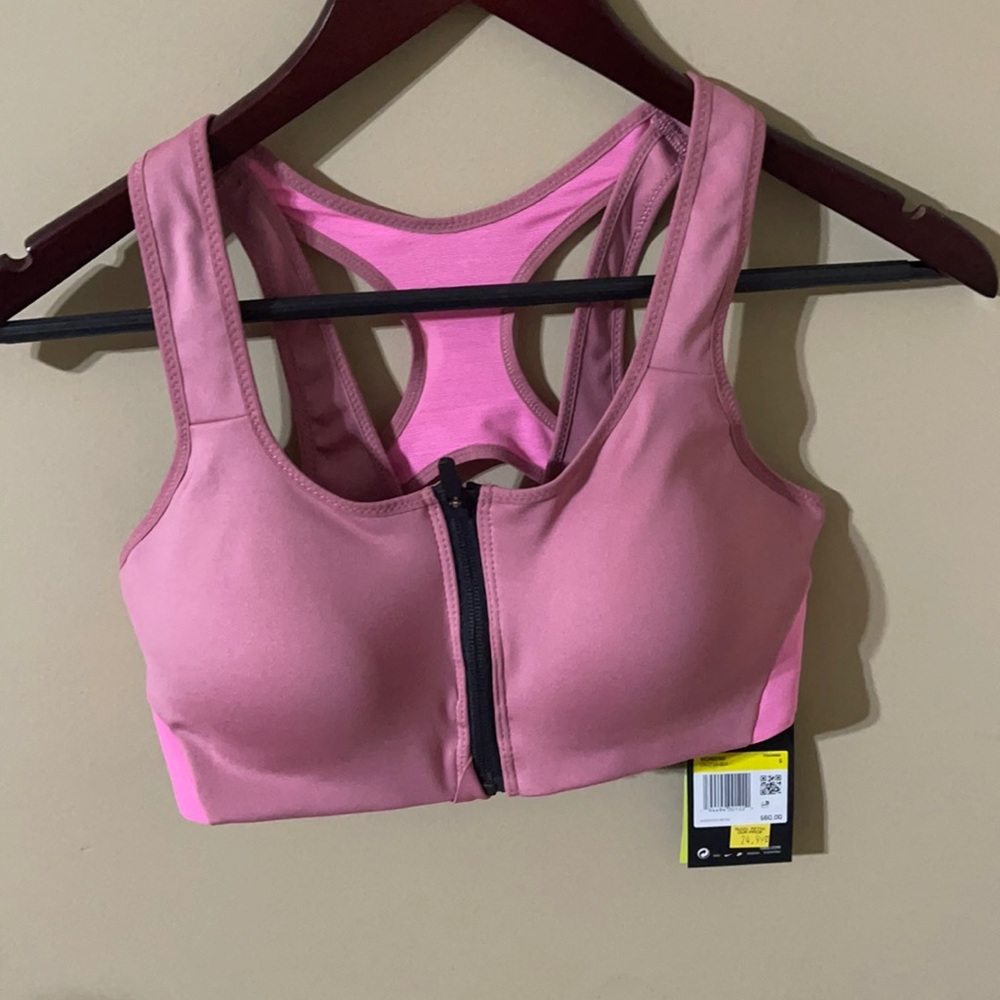 Nike Women’s Shape Bra
